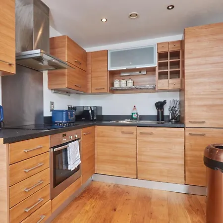 公寓 Dock Apt&free Secure Parking!