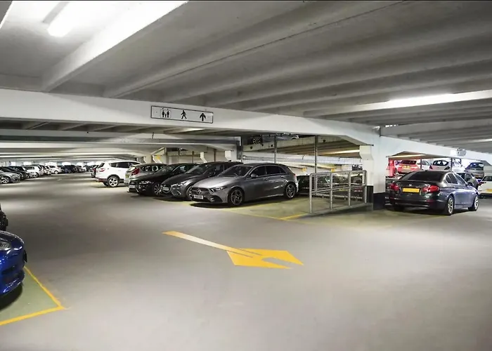 Dock Apt&free Secure Parking!