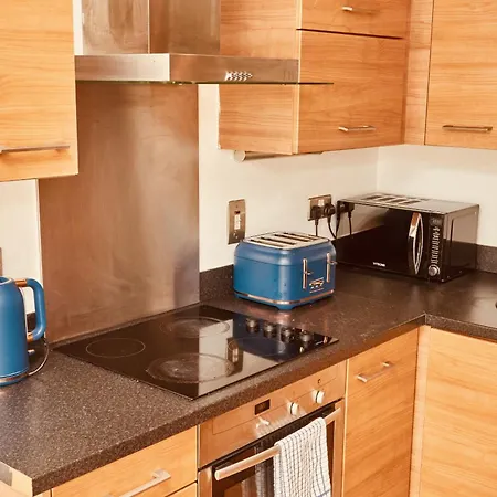 Dock Apt&free Secure Parking!